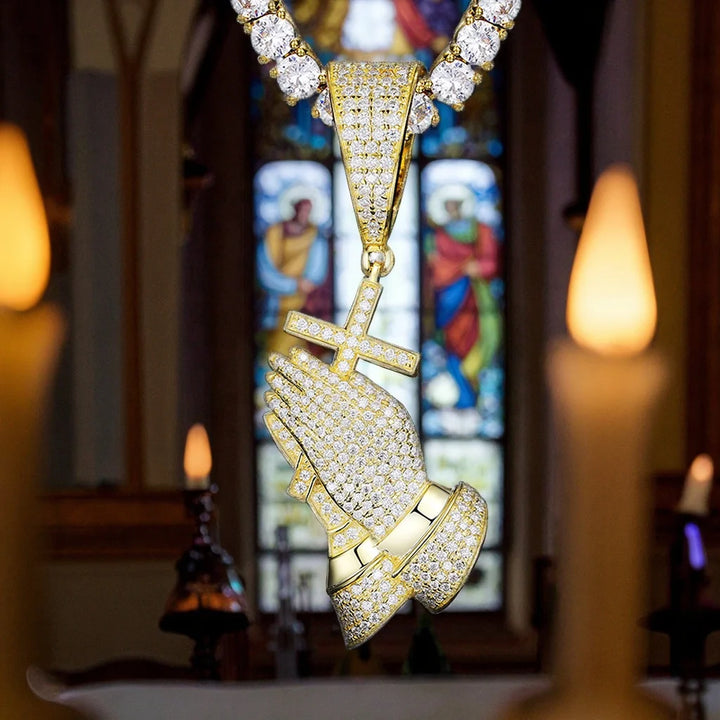 Hip Hop Jewelry Religious 925 Sterling Silver Bling Cross Pray Hand Pendant for NecklaceIced Out D Color Moissanite