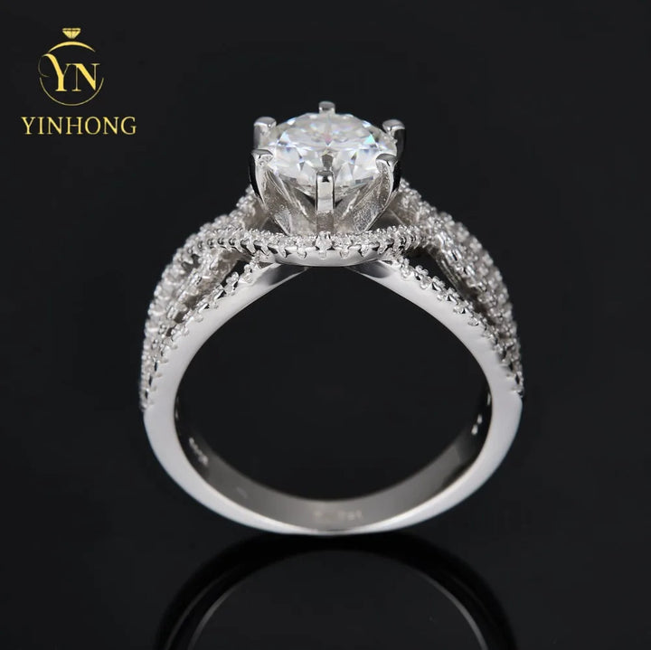 Wholesale Classic 925 Sterling Silver Moissanite Wedding Rings Design for Girlfriend Proposals Weddings or Birthday Gifts